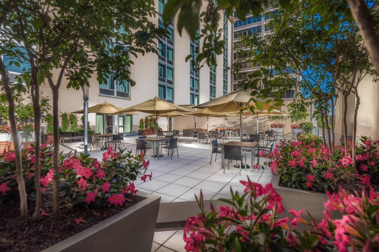 Courtyard By Marriott Bethesda Chevy Chase Hotell Eksteriør bilde