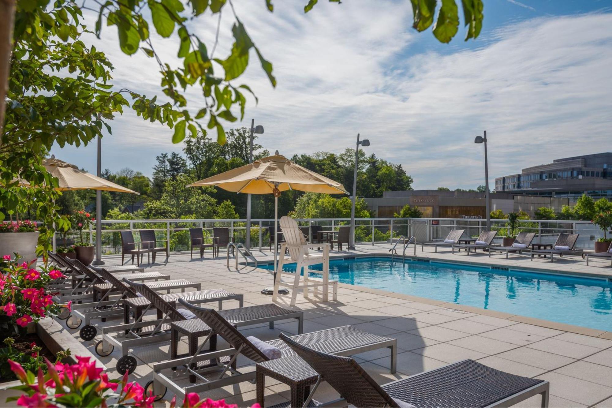Courtyard By Marriott Bethesda Chevy Chase Hotell Eksteriør bilde